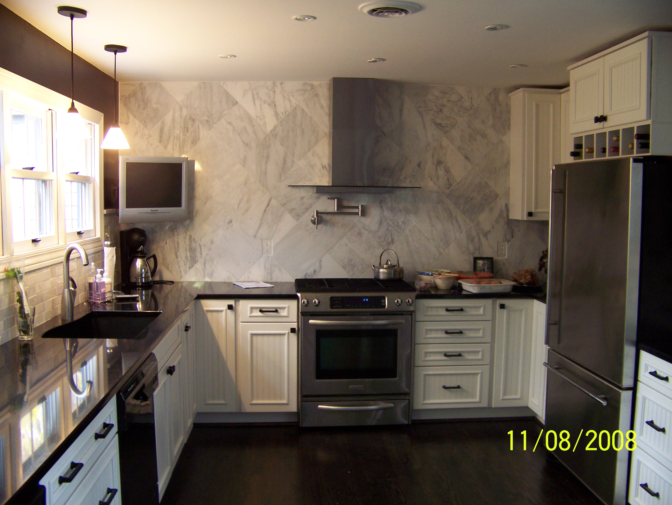 Marble kitchen back splash 